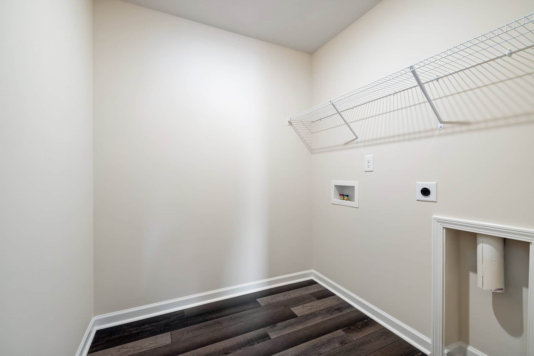 7 Simple Decluttering Tips For Small Apartments (You Can Definitely Do ... - Low Cost Apartment Decluttering And Staging