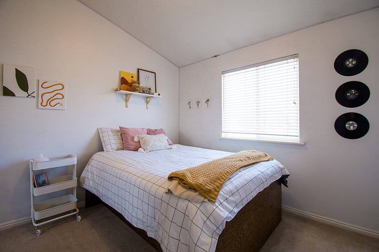 Transform Your Space With The One-Day Declutter Fast Method